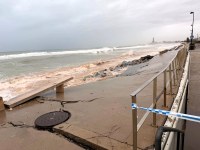 L’alcalde de Badalona reclama al Ministeri una actuació urgent, un cop passat el temporal, per recuperar el tram nord del passeig Marítim