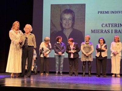 Caterina Mieras guardonada amb els premi de reconeixement individual de Trencant Invisibilitats 2026.