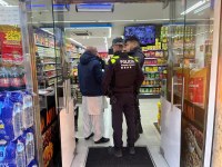 Operatiu conjunt de la Guàrdia Urbana de Badalona i la Policia Nacional  a sis supermercats de la cadena ‘Awami’ al barri d’Artigues