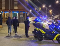 Operatiu policial a l’estació de La Salut de la línia 10 Nord del metro