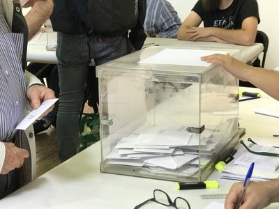 Tots els locals electorals de Badalona han quedat constituïts sense incidències.