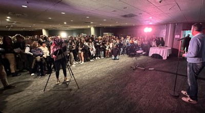 Acte de reconeixement als voluntaris de la Cavalcada de Reis 2024.