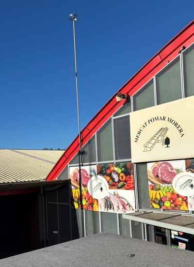 mercat pomar edifici entrda.jpeg.