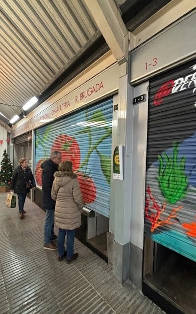 mercat pomar parades grafitti.jpg.