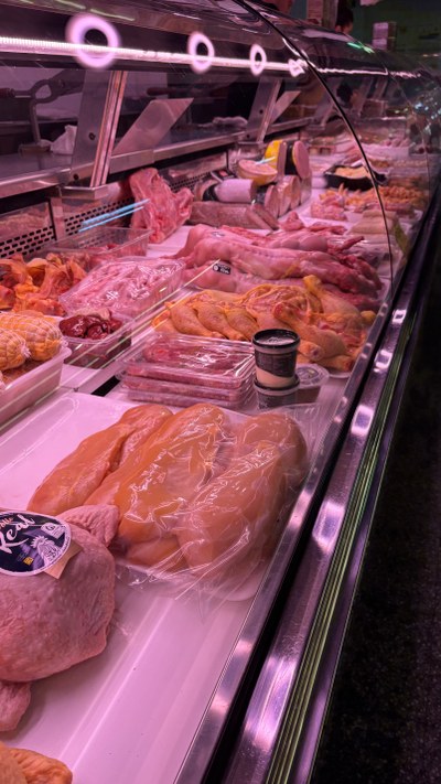 mercat llefia aviram2.jpeg.