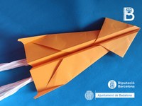 Concurs d'avions i tot tipus d'artefactes de paper plegat - Taller d'estiu