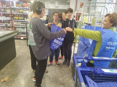 imatge L'escola Can Barriga amb el Gran Recapte.