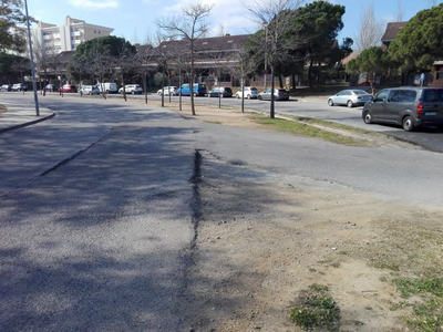 Memòria valorada per a l’actuació de millora del ferm de la calçada de la Travessera de Montigalà.