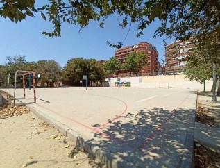 Projecte de renovació de les pistes esportives de l'escola Joan Coret de Badalona.