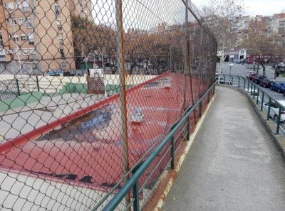 Projecte per a la instal·lació de coberta metàl·lica als vestidors del Complex Esportiu de LLoreda.
