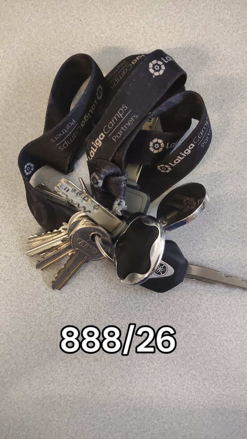 888-26.jpg