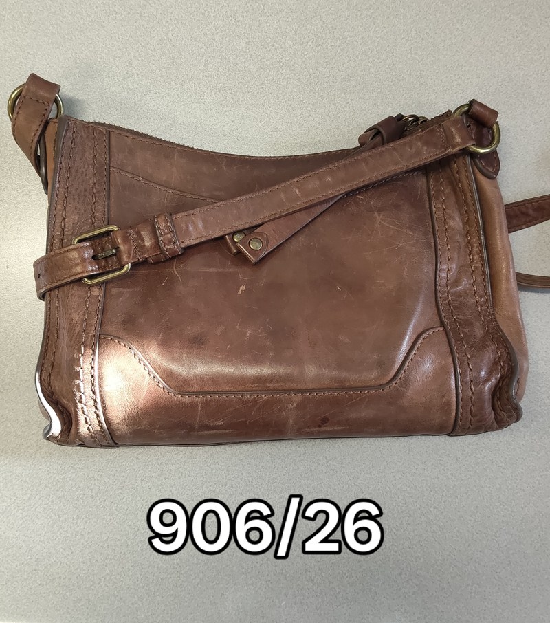 906-26.jpg