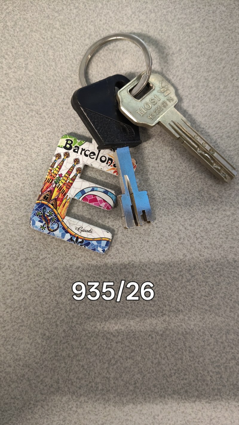 935-26.jpg