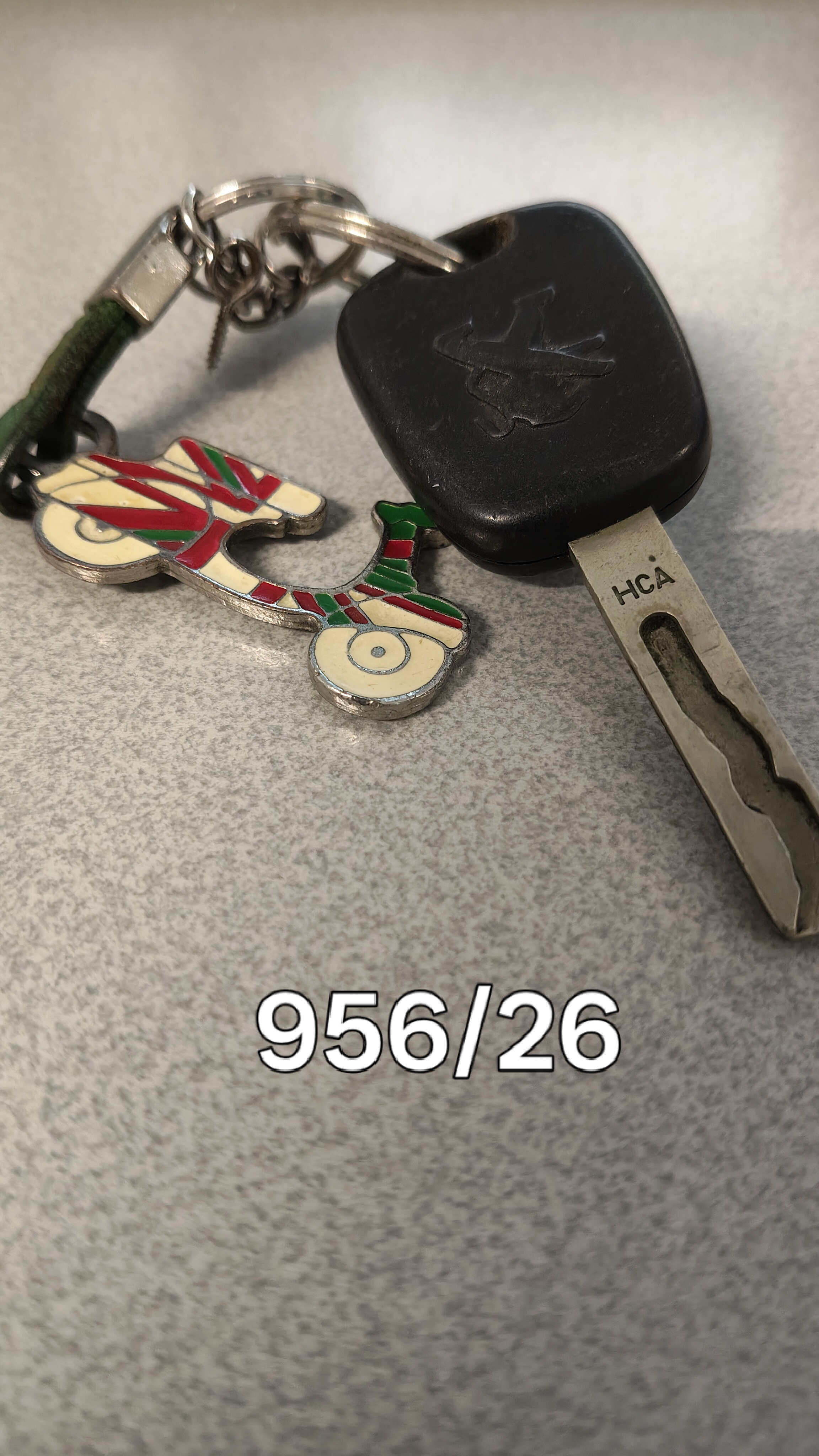 956-26.jpg