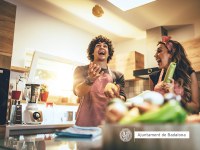 Taller Cuina sense pares per a adolescents de 14 a 18 anys al Badiu Jove.