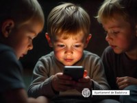 Xerrada "Que no t'atrapin les pantalles. Fomentem el benestar digital".