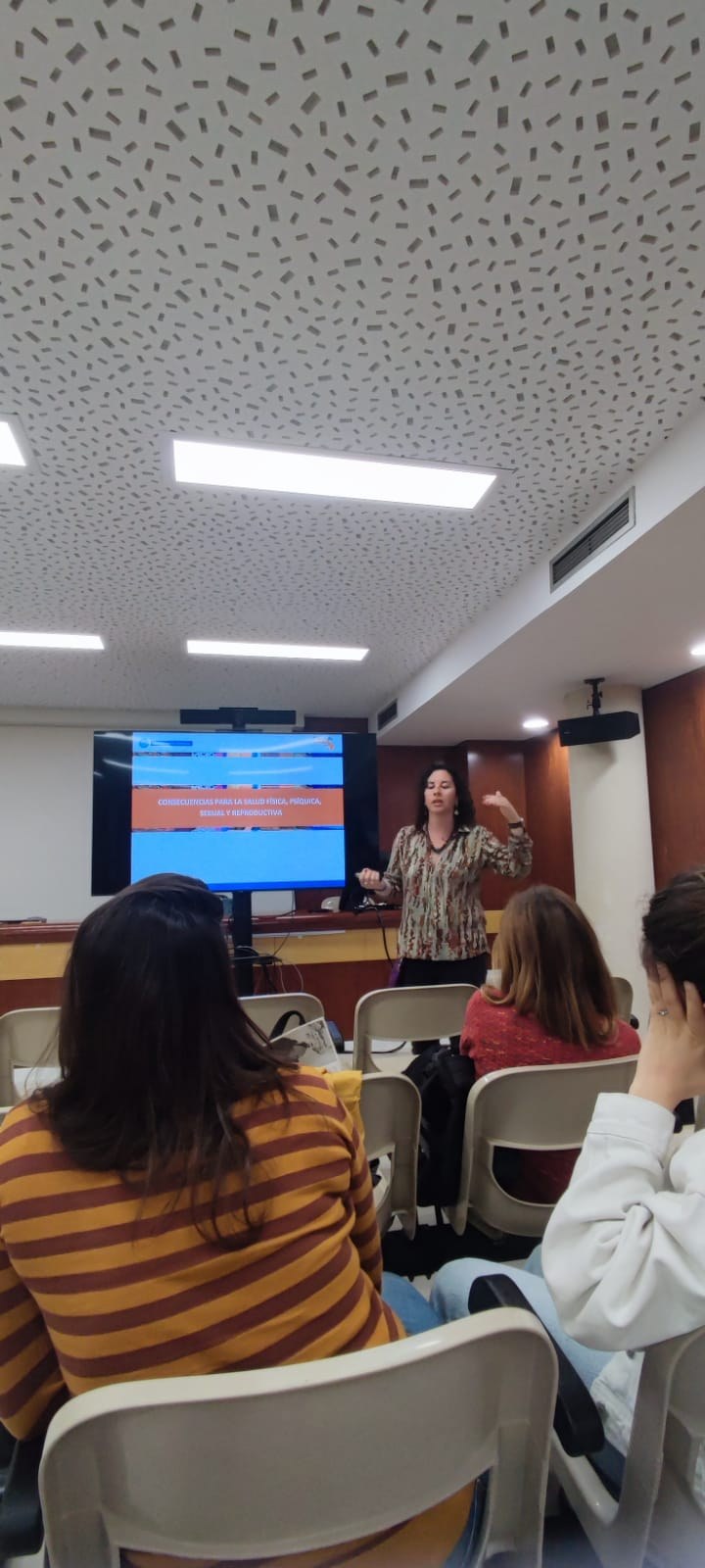 2024. Formació per a professionals de salut i residents d'infermeria i medicina familiar i comunitària. Hospital Municipal 17 i 24 de Maig 2024.1.jpg