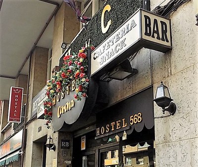 Barcelona Corona Hostal.