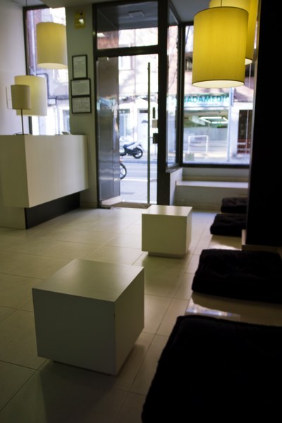 Recepció de l'Hostal Badaloní.