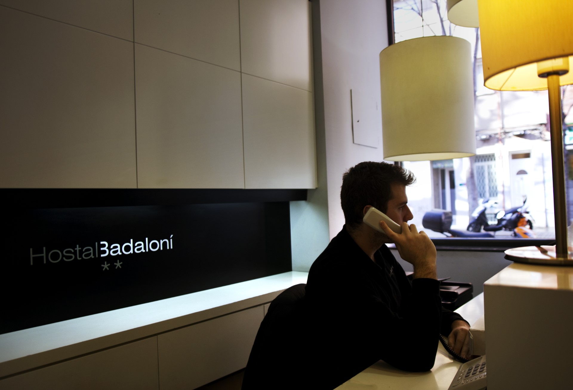 Recepció de l'Hostal Badaloní