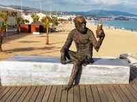 Estàtua al passeig de l'Anís del mono