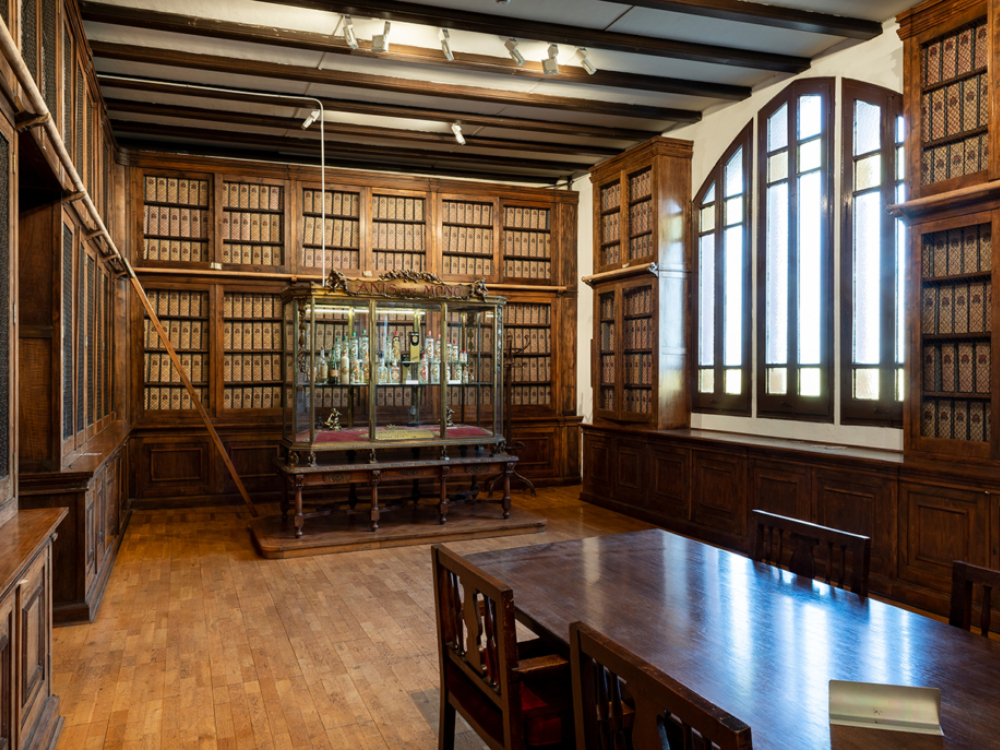 Fàbrica Anís del mono a Badalona