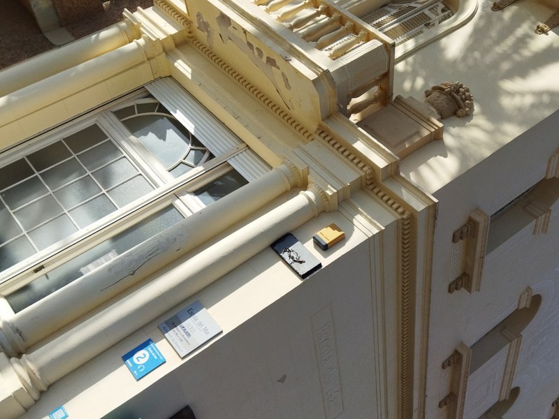 Façana escola del mar