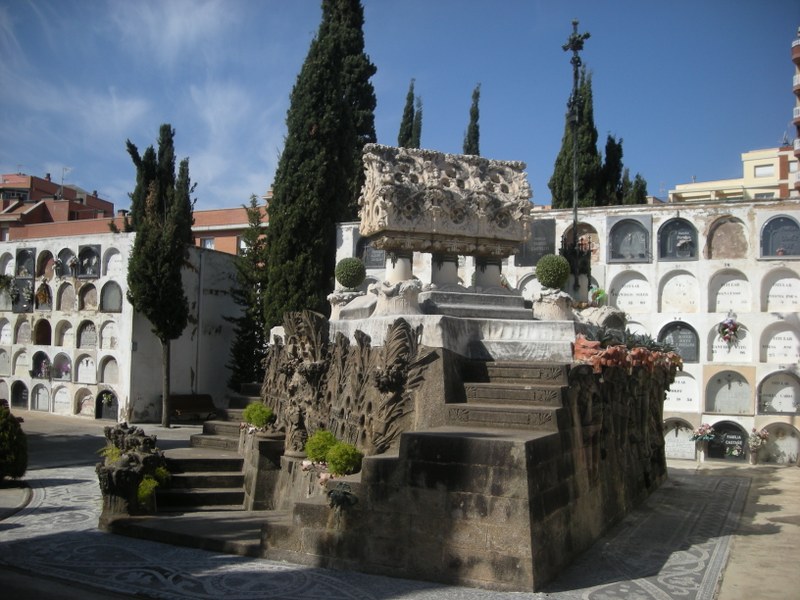 Interior del cementiri