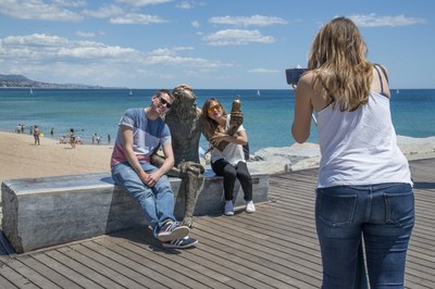 Mico i pont del Petroli. Foto: J.Domingo.